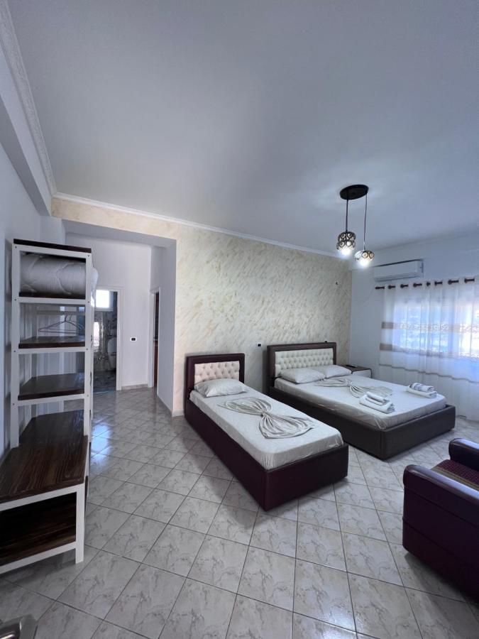 Hotel Frida Himare Buitenkant foto